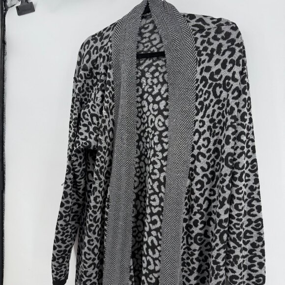 DOMANI Long Open Front Cardigan SZ 3X Animal Print Cozy Long Lounge Layer Office - Picture 3 of 11